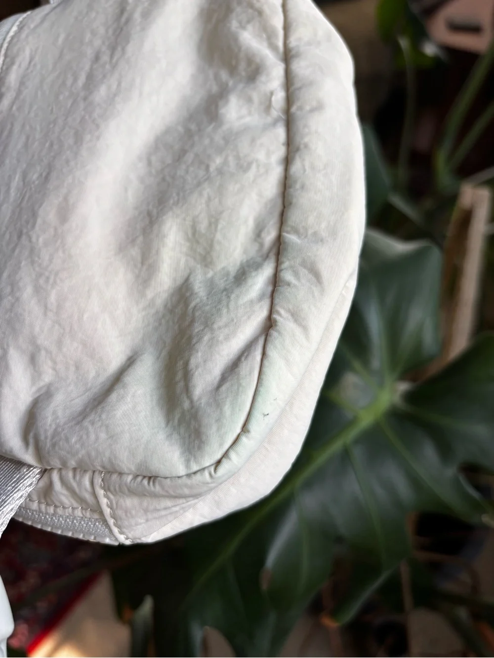 Lululemon Everywhere Belt Bag 1L Light Ivory/silver - Picture 4 of 7